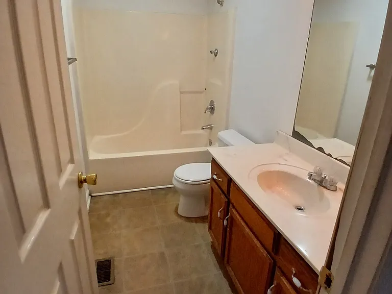 3761 Dixie Court Dr SE #1 — Photo 5
