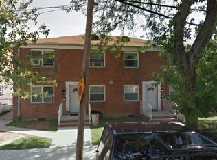 3623 194th St, Flushing, NY 11358