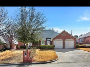 804 Water View Dr, Mansfield, TX 76063