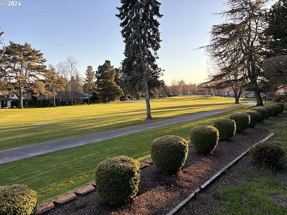 2nd image of 10680 SW Highland Dr