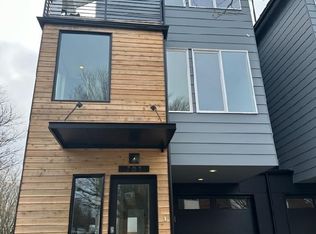 701 NW 62nd St, Seattle, WA 98107