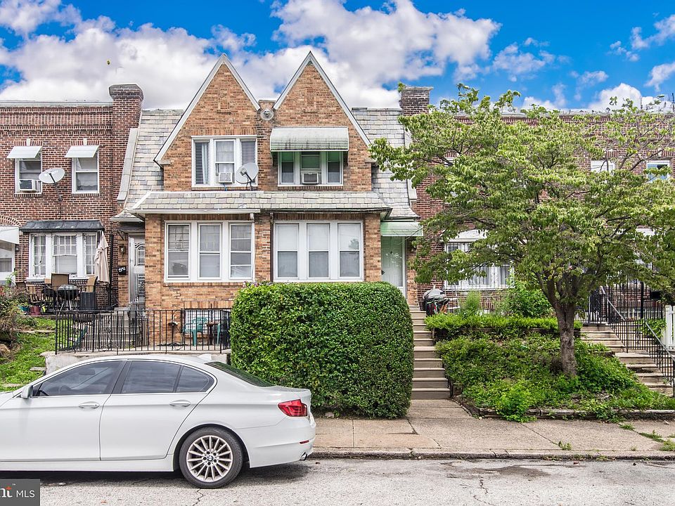 1st image of 1343 Devereaux Ave