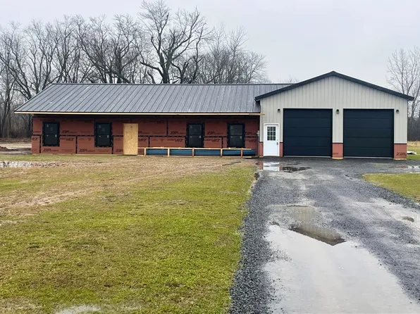 2733 Pre Emption St, Geneva, NY 14456