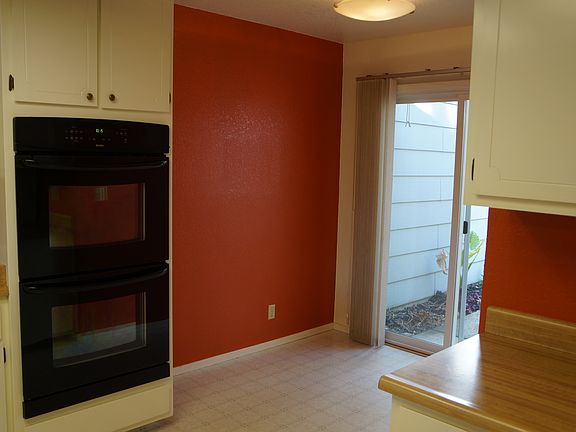 2nd image of 1842 Renoir Ave