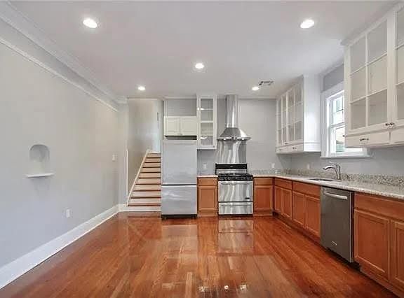 5th image of 4004 Franklin Ave #A