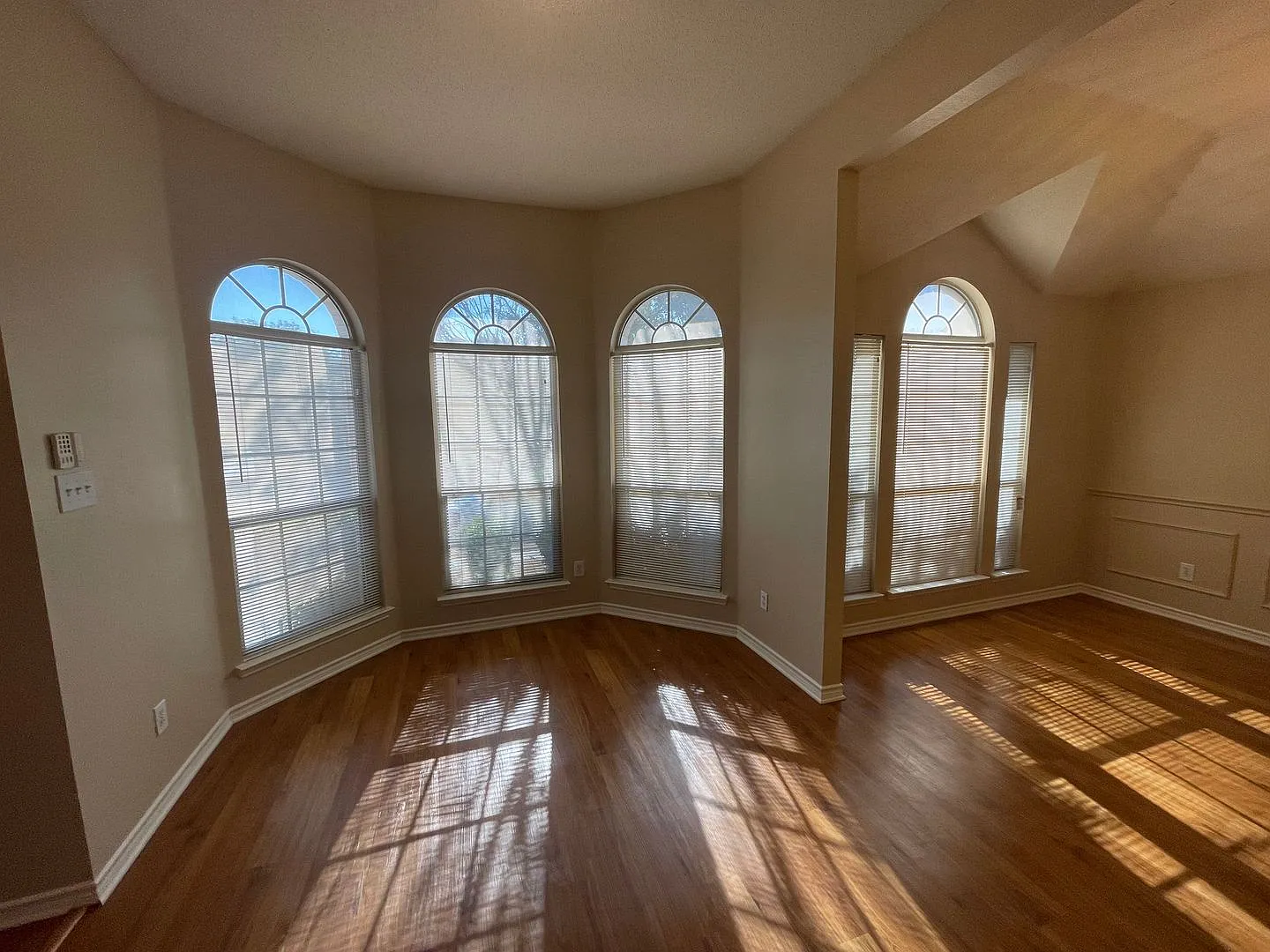 Beautiful 4-Bedroom Home with Exceptional Space — Photo 3