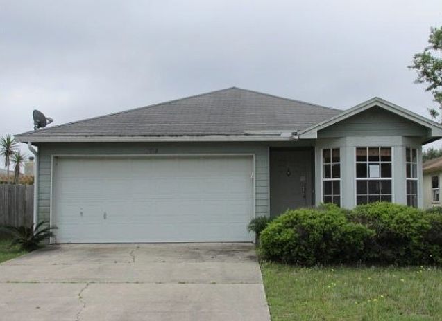 1st image of 8742 Townsquare Dr N