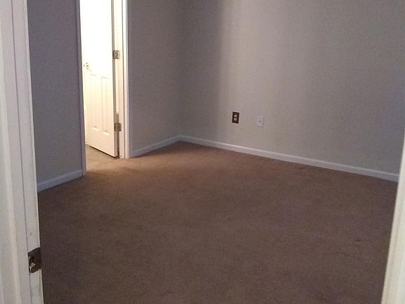 2nd image of 248 Davenport Dr NE