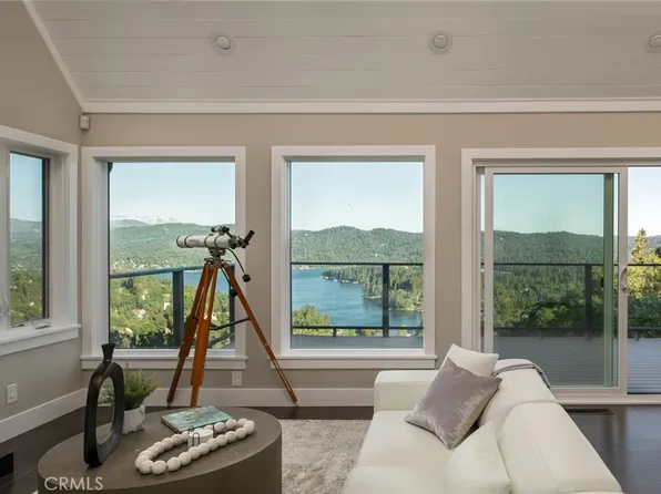 27417 Matterhorn Dr, Lake Arrowhead, CA 92352