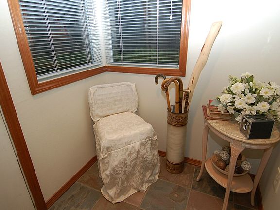 3rd image of 430 4th Ave #430
