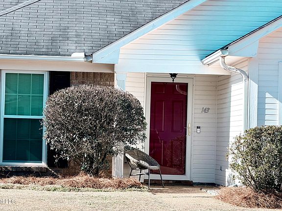 2nd image of 143 Azalea Cir