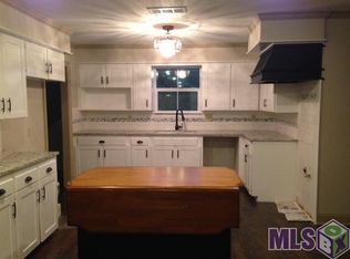 5490 Fennwood Dr, Zachary, LA 70791