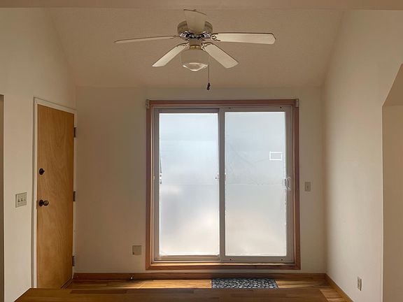 2nd image of 2225 Lyndale Ave S APT 4