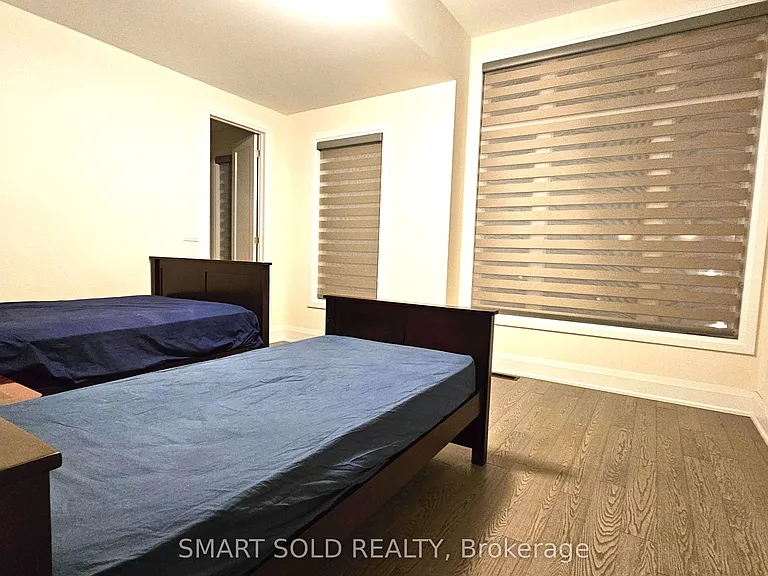 147 Hillsview Dr — Photo 26