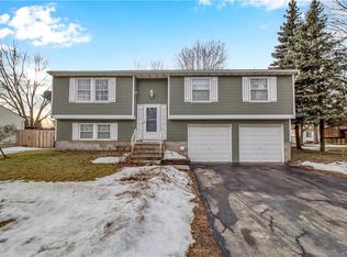 1338 Tanglewood Dr, North Tonawanda, NY