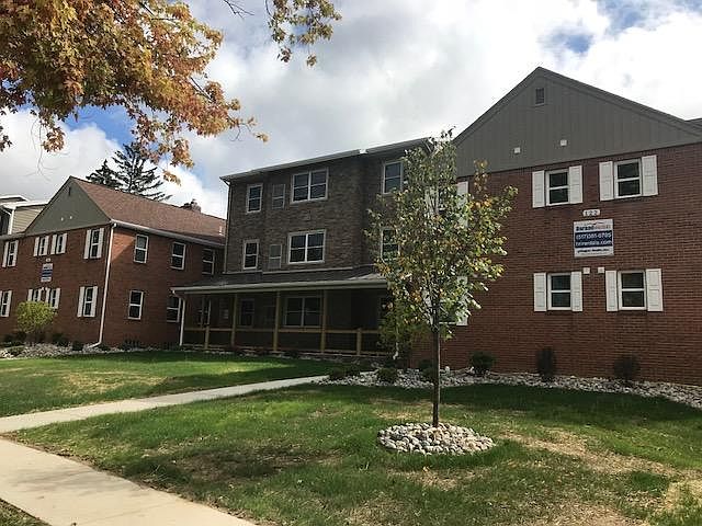 1st image of 128 Durand St