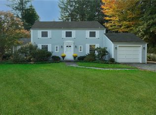 12 Pine Cliff Rd, Chappaqua, NY 10514