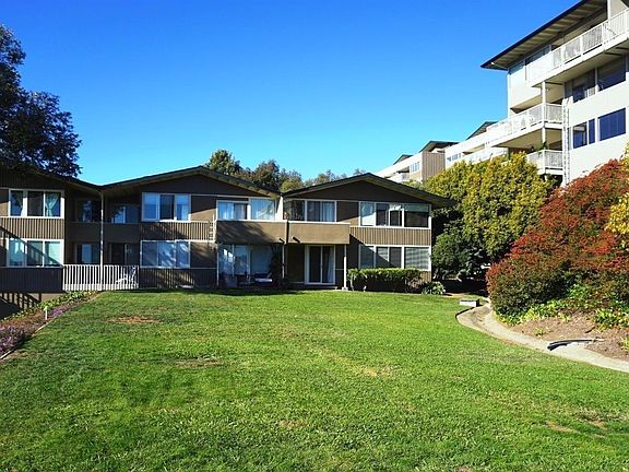2nd image of 35 Andrew Dr