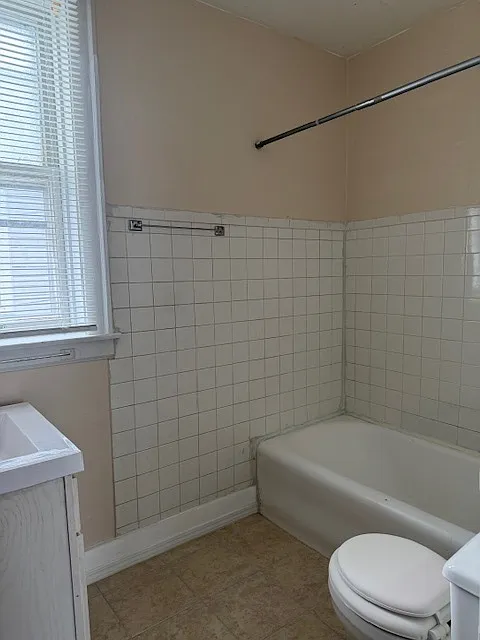 1 bed, 1.0 bath, 850 sqft, $1,200 — Photo 3
