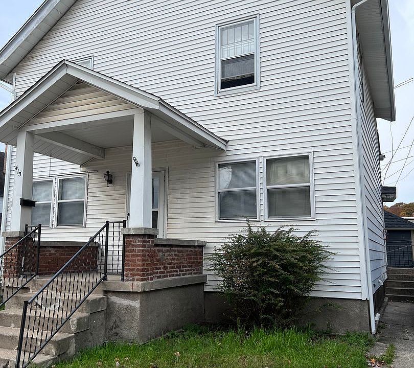 1st image of 415 Marion Pl NW
