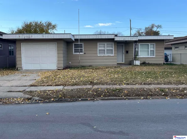 335 N Lincoln Ave, Fremont, NE 68025