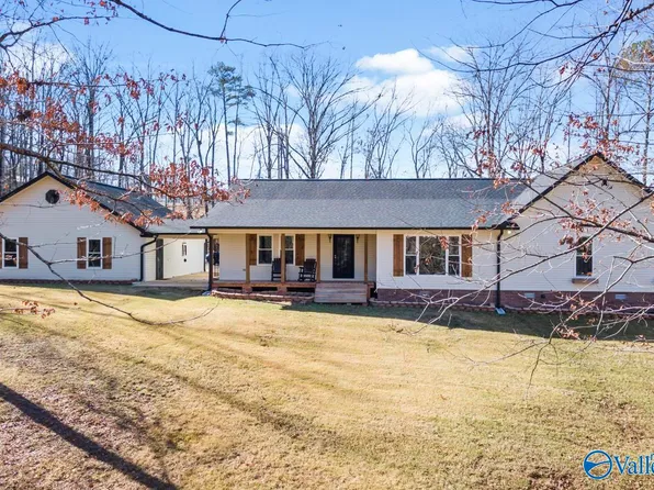 480 Mayflower Trl, Hamilton, AL 35570