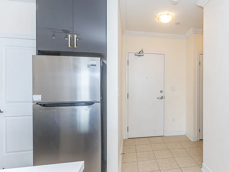 7400 Markham Rd #517 — Photo 5