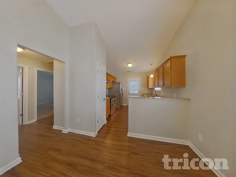 2856 Oasis Ln — Photo 3