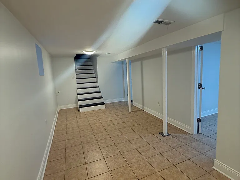 1056 N Parkside Ave #G — Photo 6