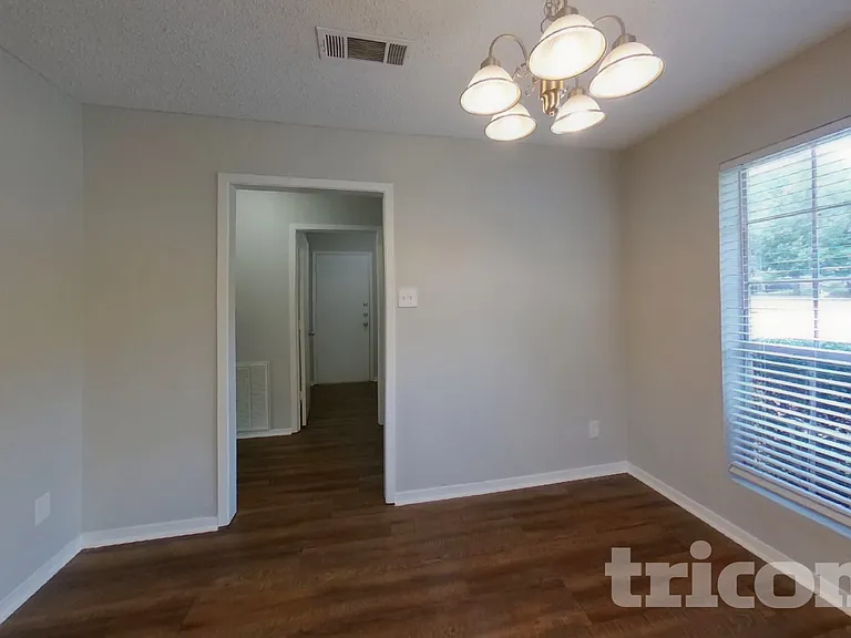 824 Hollow Creek Rd — Photo 7
