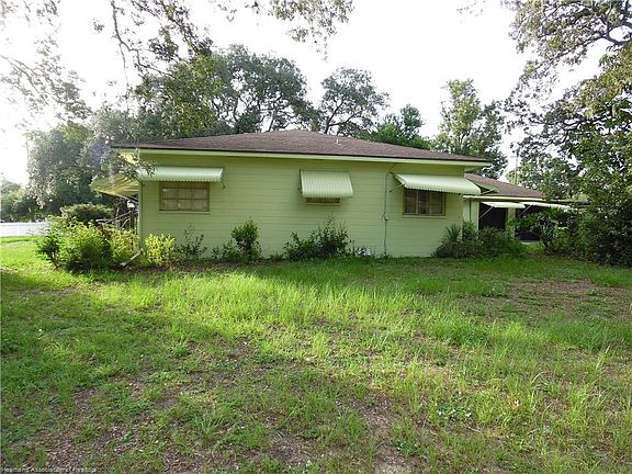 2nd image of 2420 Lakeview Dr