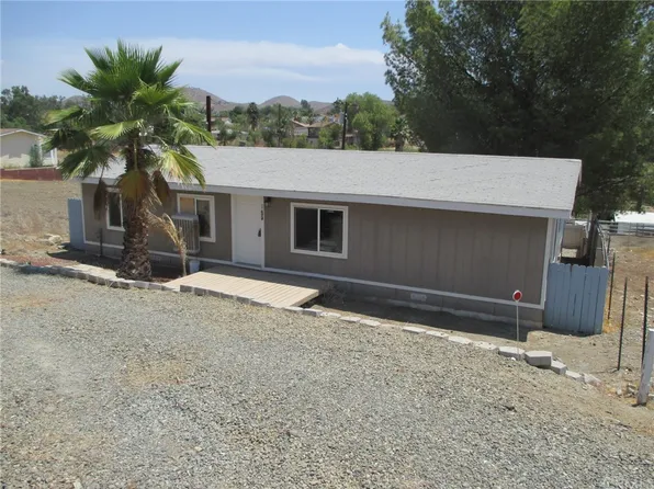 28674 Nevada Dr, Menifee, CA 92587