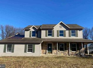 31 Clay Valley Rd, Fleetwood, PA 19522