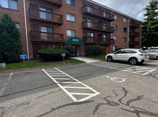 2422 Harbor View Dr, Rocky Hill, CT 06067