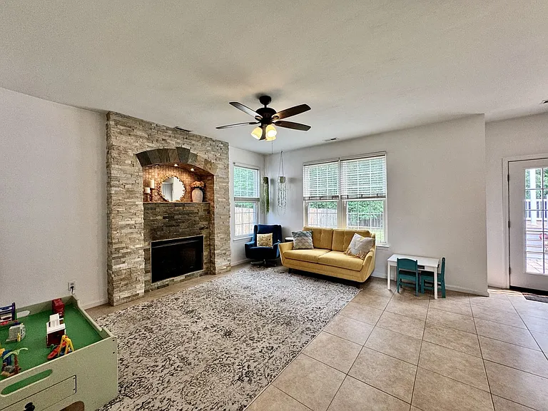 2201 Elindra Ct — Photo 22