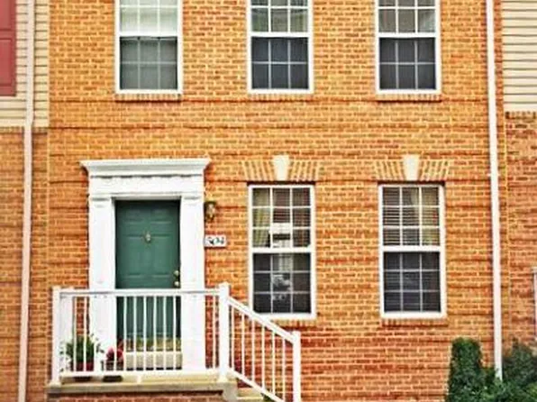 504 Rhapsody Ct, Cockeysville, MD 21030