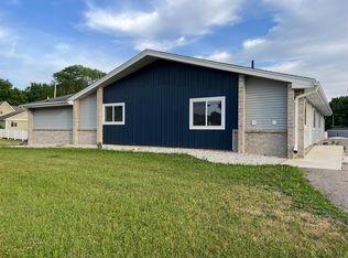 300 W Tracy Rd, Spring Valley, MN 55975