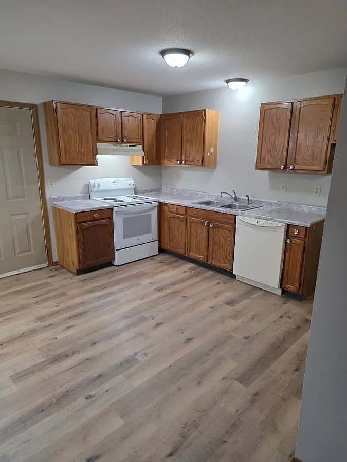 Building Photo - 518 Century Ln #3