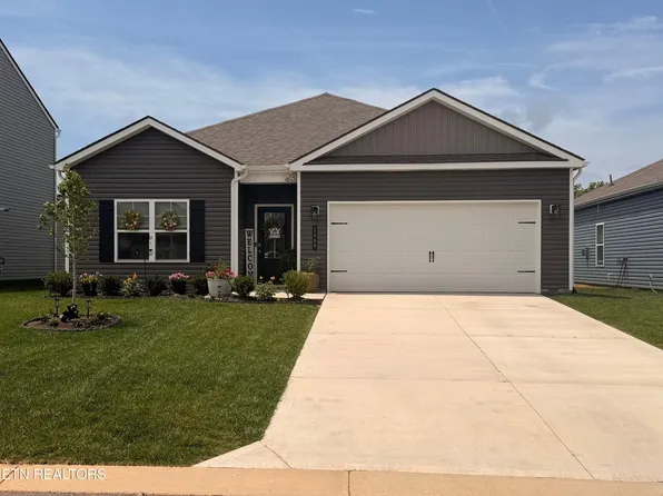 1469 Newbury Ln, Maryville, TN 37803