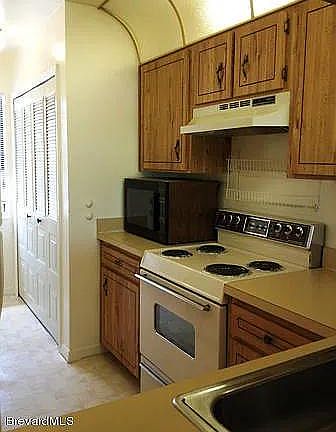 3rd image of 1765 Harrison St APT 203