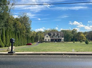 538 Easton Rd #427, Riegelsville, PA 18077