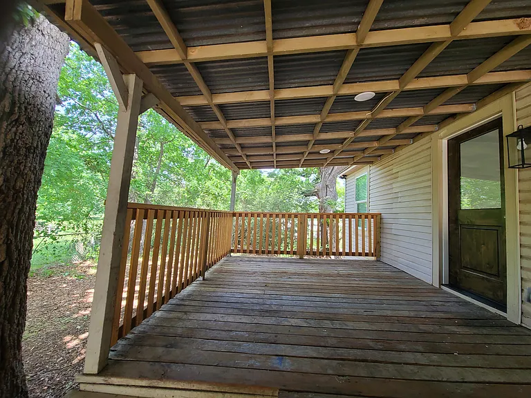2015 Knight Rd — Photo 17