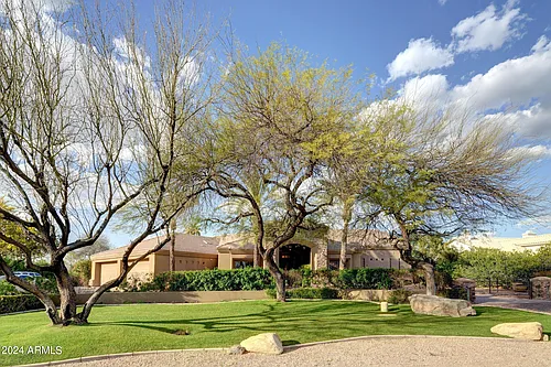 10220 E Desert Cove Ave Photo 1