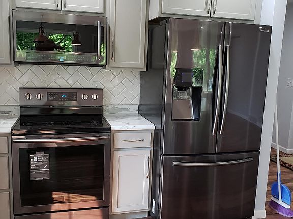 5th image of 20570 254th St Maples #9