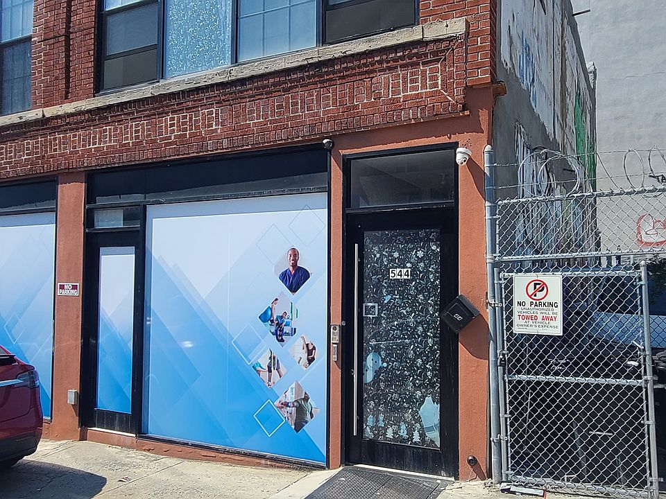 1st image of 544 Howard Ave #2A
