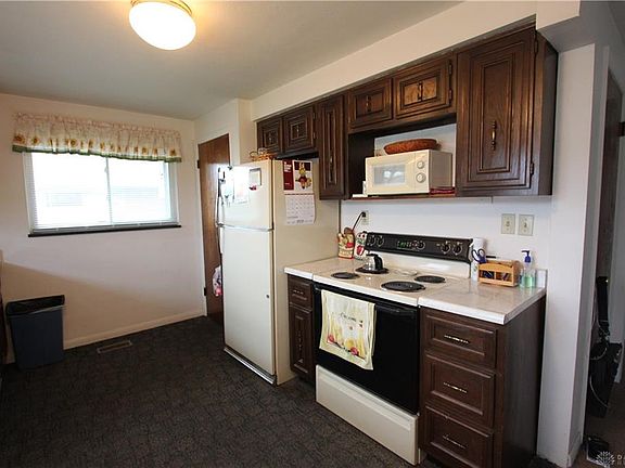 5th image of 402 Kenbrook Dr