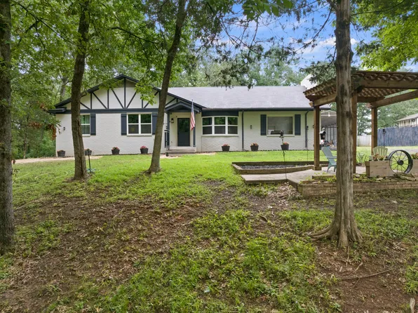 904 County Road 4218, Mt Pleasant, TX 75455