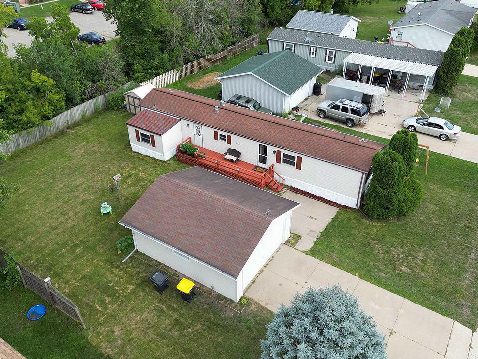 1st image of 302 Green Acres Ave