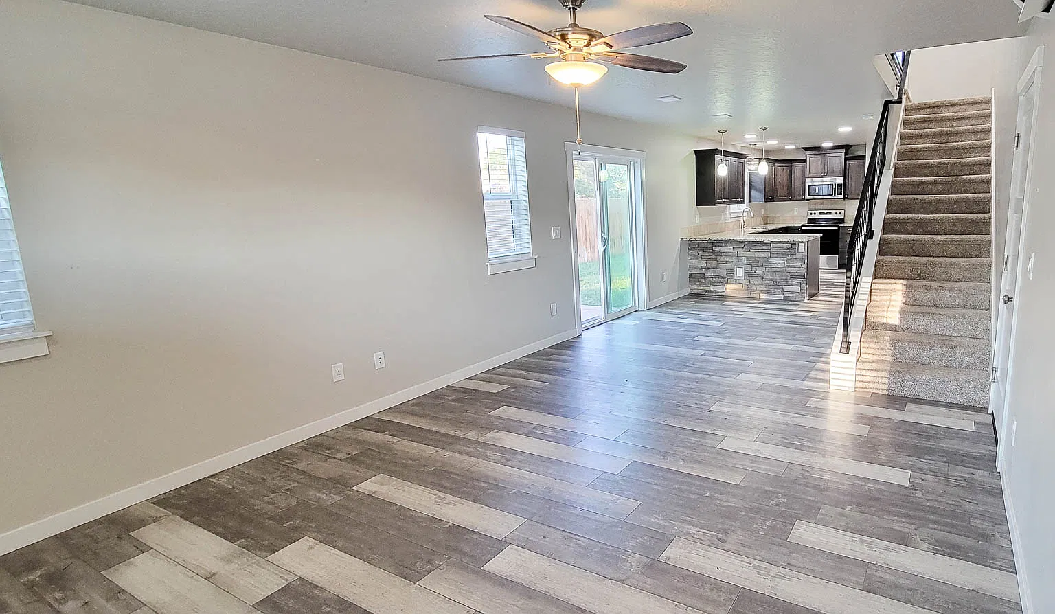 3 bed, 2.5 bath, 1511 sqft, $2,250 — Photo 2
