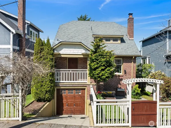 712 N 64th Street, Seattle, WA 98103